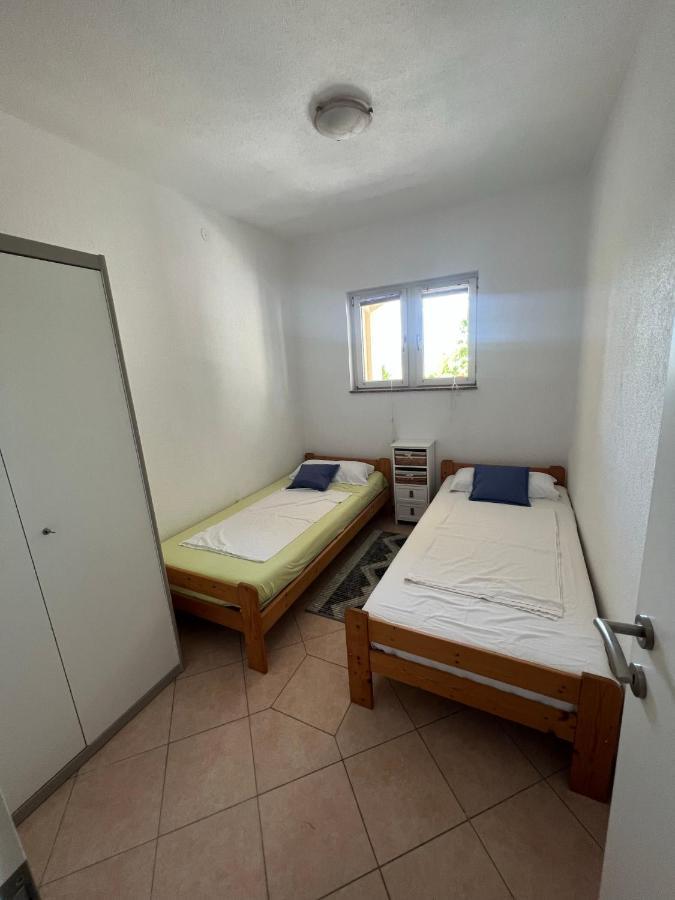 Casa Mare Rtina Garten Zwei Baeder Eg Dış mekan fotoğraf