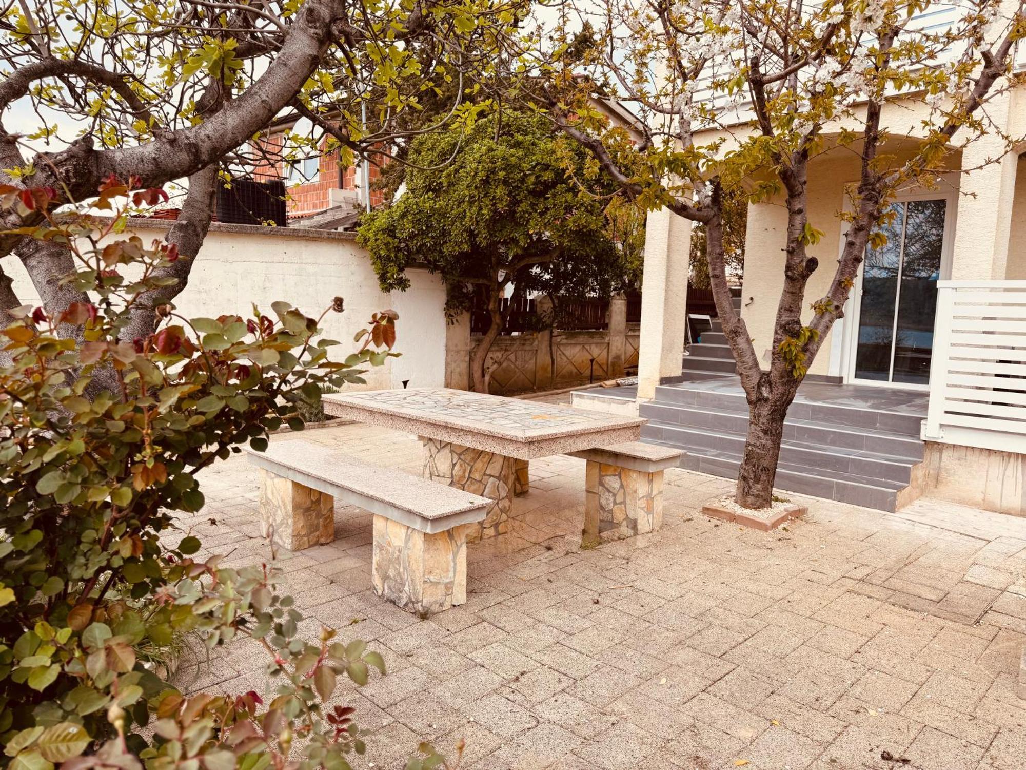 Casa Mare Rtina Garten Zwei Baeder Eg Dış mekan fotoğraf